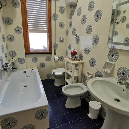 La Casa Bianca By M&g